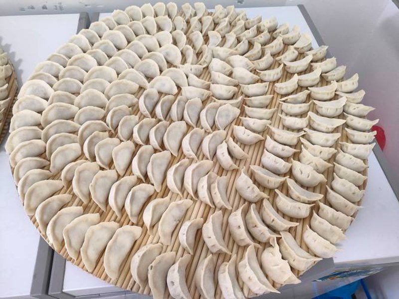 品味传统美食：铁东区水饺店的新鲜故事
